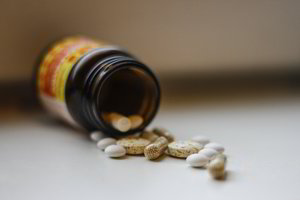 Farmacininkai prieštarauja idėjai vaistus pardavinėti ne vaistinėse