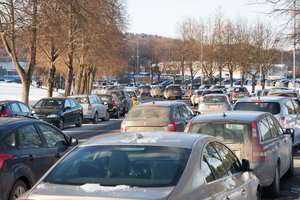 Kelionė į knygų mugę virto kantrybės egzaminu: įstrigo milžiniškoje spūstyje