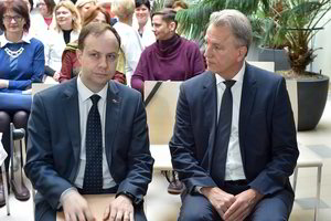 Santaros klinikų skandalas nepalieka nuošaly artimiausios SAM ministro aplinkos 