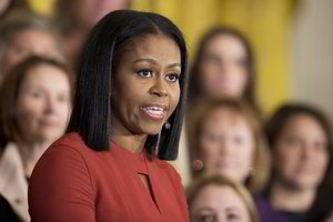 Buvusi JAV pirmoji dama Michelle Obama atvėrė širdį knygoje