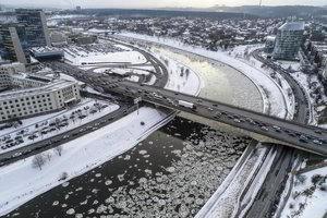 Kovo pradžia pavasario neprimins: šaltį stiprins pūgos