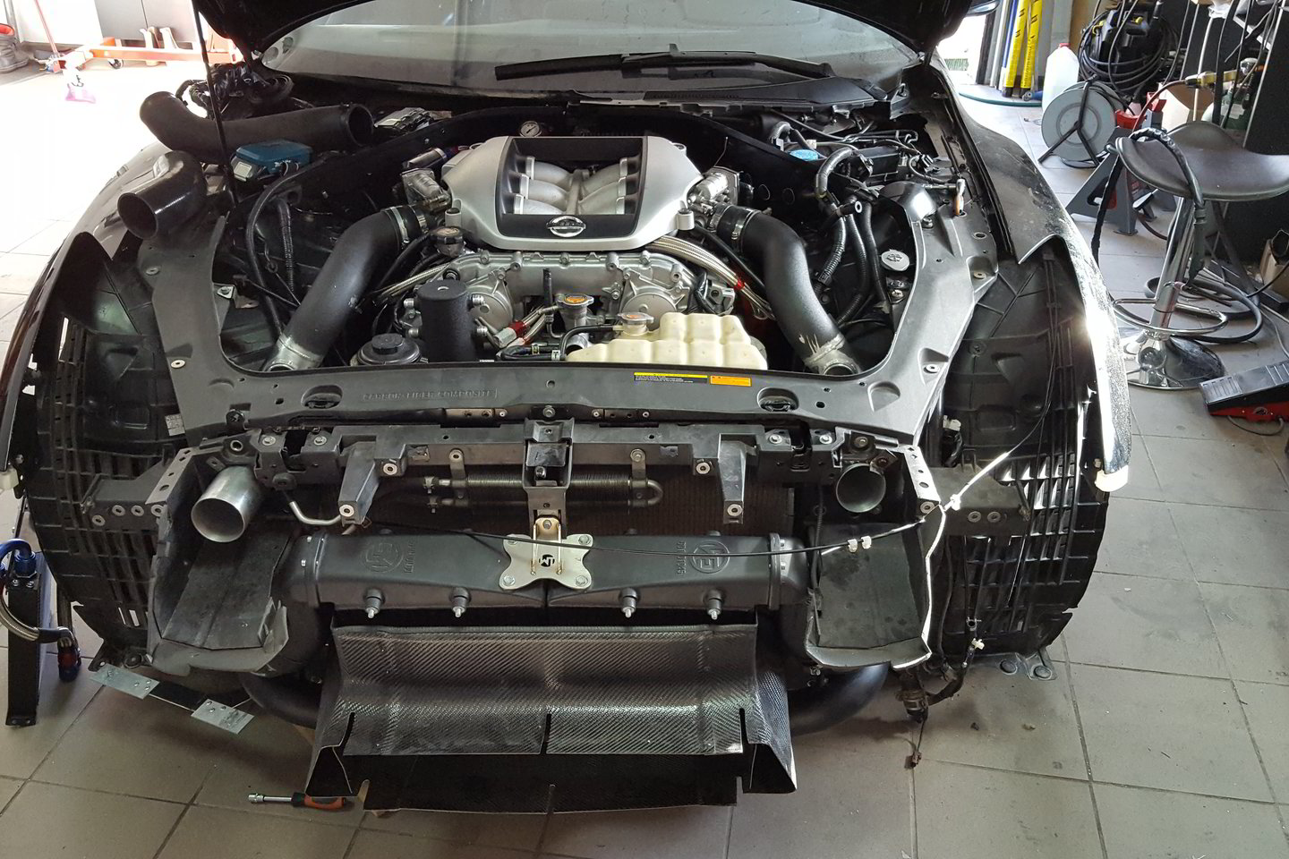 Užbaigus visus numatytus darbus šio „Nissan GT-R“ variklio galia sieks 1200 AG.<br>Gamintojo nuotr.