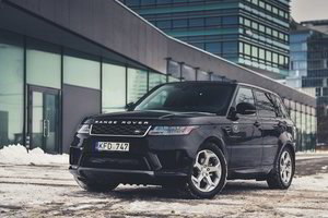 Lietuvoje pasirodė naujas prabangus visureigis „Range Rover Sport“