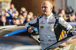 Meksikos ralyje Deividas Jocius persės į kitą automobilį