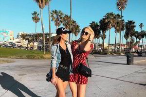 Neringa Šiaudikytė su Evelina Young susitiko netikėčiausioje vietoje