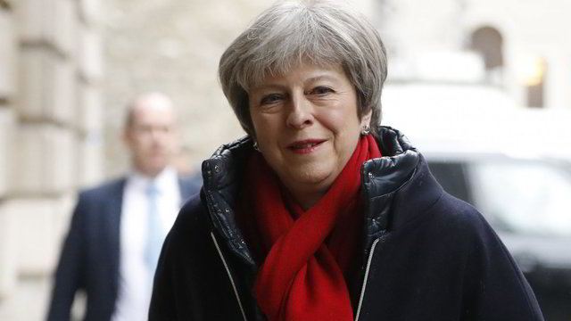 Britų premjerė Theresa May pristatė planus dėl santykių su ES po „Brexit“