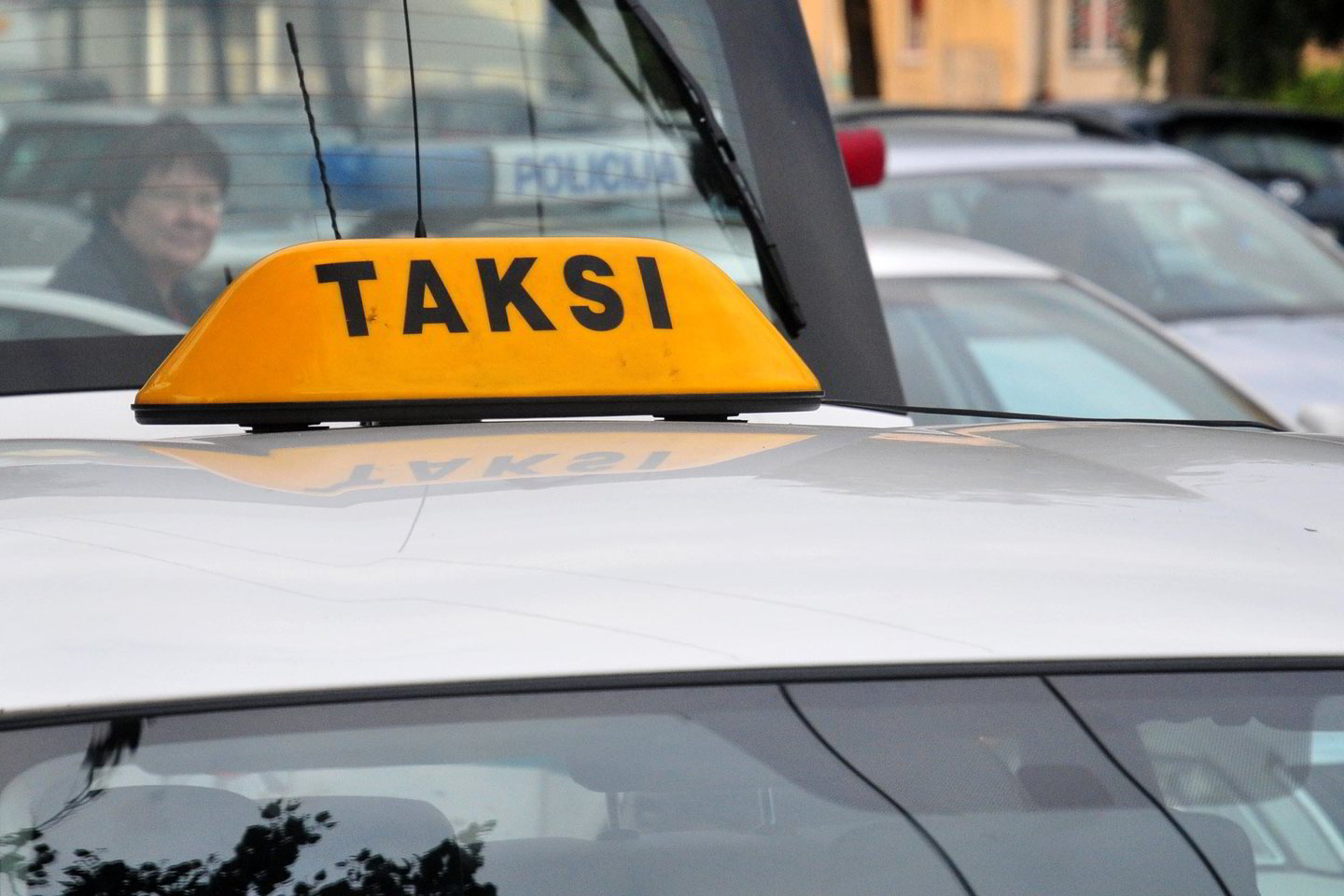 Šiaulietis tvirtina, kad jį užpuolė ir apiplėšė taksi automobilyje.