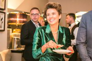 Vidmantė Martikonytė Kaune mėgavosi iš Bretanės atskraidintomis austrėmis