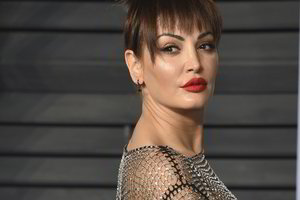 Drąsus žingsnis: po perregima suknele – jokios liemenėlės