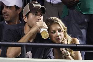 Enrique Iglesias parodė, kaip bučiniais apipylė dukrą