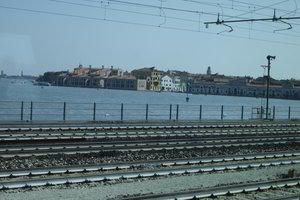 Siūlo pagundą jauniems – tris savaites nemokamų kelionių traukiniais  