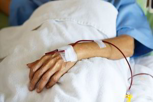 Garsus gydytojas įspėja: riba tarp naudos ir žūties – plonytė