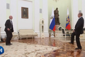 Šimtas dienų iki futbolo šventės Rusijoje: Vladimiras Putinas parodė įgūdžius