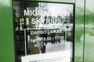 Ministras pareiškė – fiktyviai patekti į šalį padėdavo ir migracijos sistemos darbuotojai 