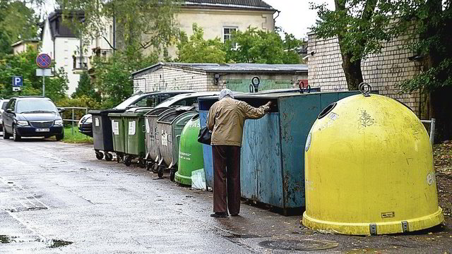 Savivaldybė rado sprendimą, kaip trečdaliu sumažinti atliekų išvežimo kainą