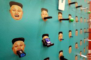 Juodi Šiaurės Korėjos pinigai: iždą pildo narkotikai, vergovė, kontrabanda