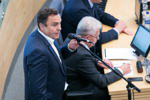 Trys parlamentarai siūlo Seimui stabdyti LRT vadovo konkursą