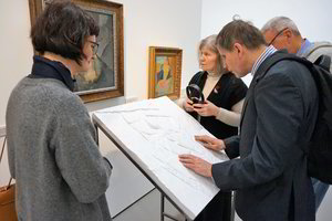 Atidaryta paveikslų paroda neregiams