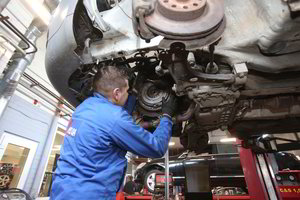 Meistras pastebėjo didžiausias klaidas, kurias daro perkantys naudotą automobilį