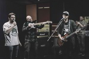 „G&G Sindikatas“ parodė, kaip sekasi ruoštis „Uždegti šviesą“ koncertams