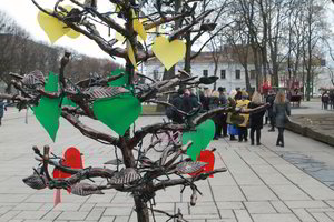 Lietuvoje švenčiamas Nepriklausomybės atkūrimas ir partizanų vado 100-asis gimtadienis