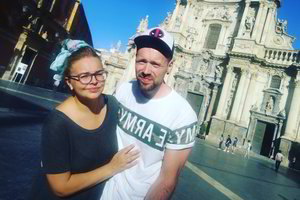 Eurovizinės dainos autorius Vytautas Bikus su žmona sulaukė šeimos pagausėjimo