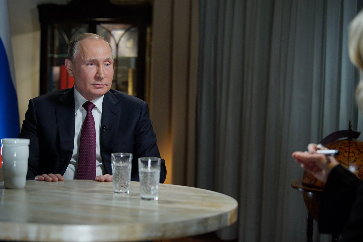  Apie praeitį V.Putinas prisipažino naujame dviejų valandų dokumentiniame filme, pasirodžiusiame prieš artėjančius rinkimus. <br>Sputnik/Scanpix nuotr.
