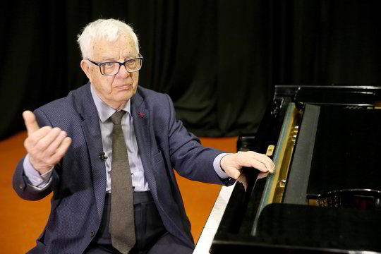 Populiarusis latvis Raimondas Paulas į dabartį žvelgia ne pro rožinius akinius