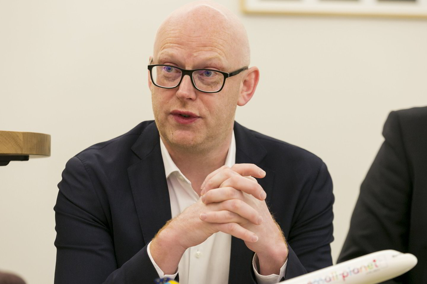 Bendrovės finansų vadovas H.Sigurdarsonas.<br> T.Bauro nuotr.