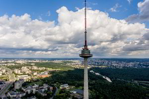 Neįgalieji neįleidžiami į TV bokštą – diskriminacija ar jų saugumas?