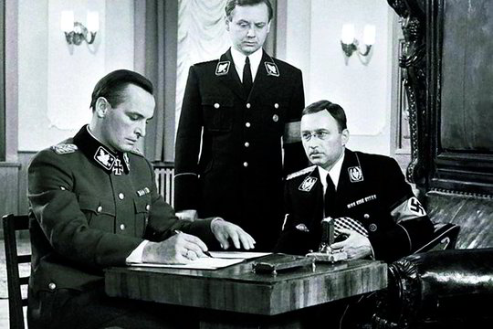 Olegui Tabakovui už vaidmenį sovietiniame filme dėkojo nacių karininko giminaitė 