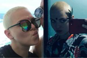 Jazzu šukuosena įžiebė konfliktą – atlikėjos vietoje būtų pasielgusi taip pat