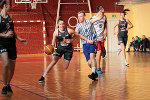 „Kibirkšties“ komanda surengė krepšinio šventę Skuode