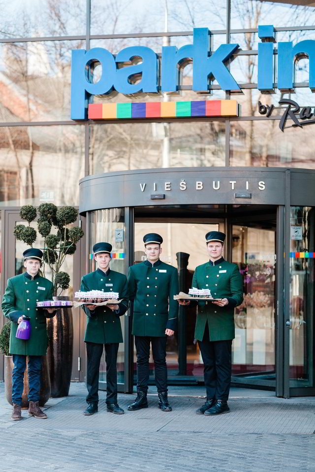  Šių metų kovo viduryje didžiausias Kauno viešbutis, kuria seniau vadinosi „Takioji Neris“, švenčia 30 metų jubiliejų.<br> J.Lukos nuotr.