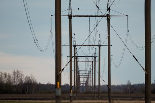  Baltijos šalyse mažėjo ir elektros paklausa, ir kaina
