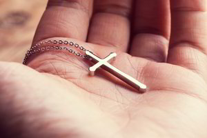 Į policiją kreipėsi panevėžietis kolekcininkas: ikonos ir kryžiai gali būti vogti