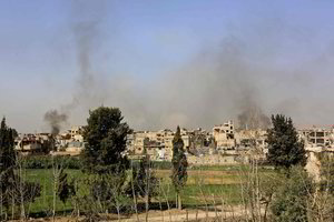 Sirijos sukilėliai traukiasi iš Rytų Gutos