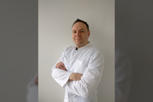 Kurti revoliucinių vaistų nuo vėžio talentingas mokslininkas grįžo į Lietuvą