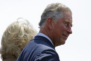 Naujoje knygoje apie princą Charlesą – skandalingi liudijimai apie pavydą ir godumą