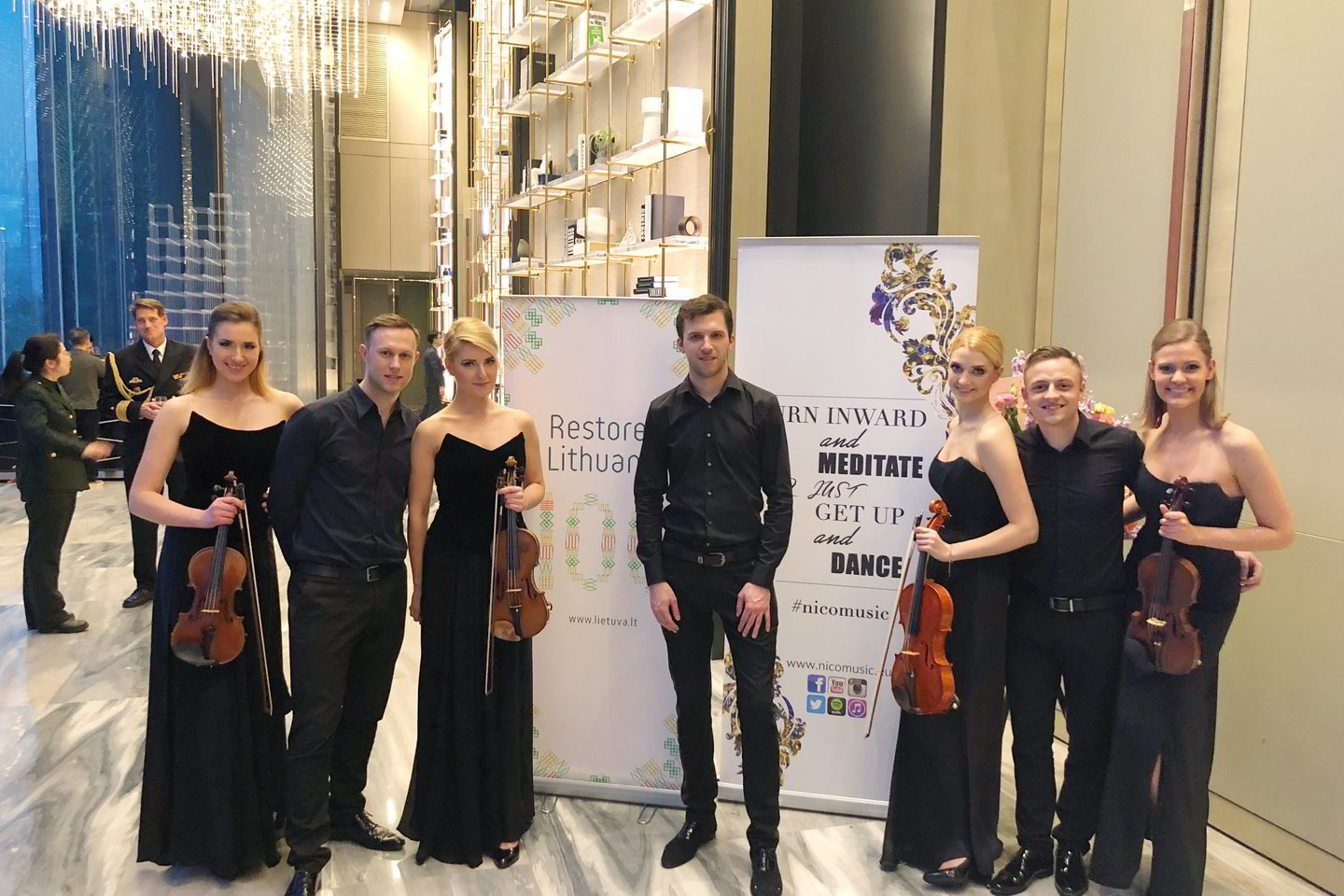 Naujų idėjų kamerinio orkestro NIKO Lietuvos šimtmečio turnė nusidriekė į Pekiną.