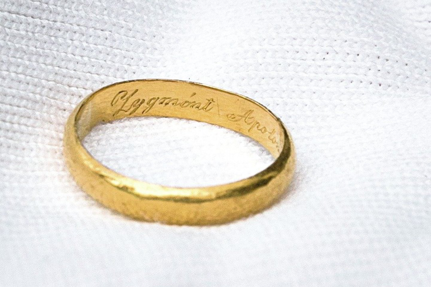 Aptiktas vestuvių žiedas padėjo nustatyti Z.Sierakausko palaikus.<br>T.Bauro ir R.Danisevičiaus nuotr.