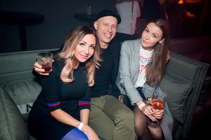 Spindinti Gerda Žemaitė Kauno naktiniame klube mėgavosi linksmybėmis