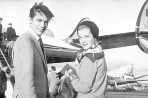 Alaino Delono grožis nuo vienatvės neišgelbėjo