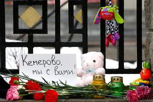 Vladimiras Putinas kovo 28 dieną skelbia nacionalinį gedulą dėl gaisro Kemerove