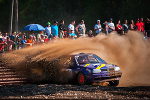 Pradedančiojo lenktynininko gidas: kiek kainuoja pasiruošimas startui?