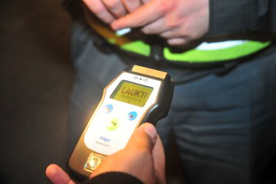 Kraujo girtumo nustatymui nedavęs vairuotojas atsakomybės neišvengė