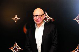 Antrą Auksinį scenos kryžių pelnęs Vytautas Anužis svajoja apie chuligano vaidmenį