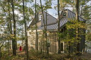 Pažvelkite, ką sumąstė architektai: už neįprasto fasado – dar keistesnis vidus