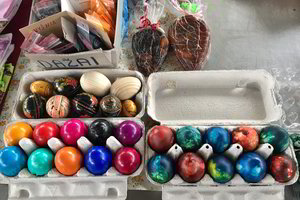 Išsižada tradicijų? Už dažytų kiaušinių dėžutę žmonės moka neįtikėtiną sumą