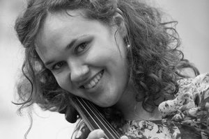 Elena Daunytė: „Jei būčiau turėjusi tėtį, nežinia, ar  muzika, ar literatūra būtų likusi fone“ 